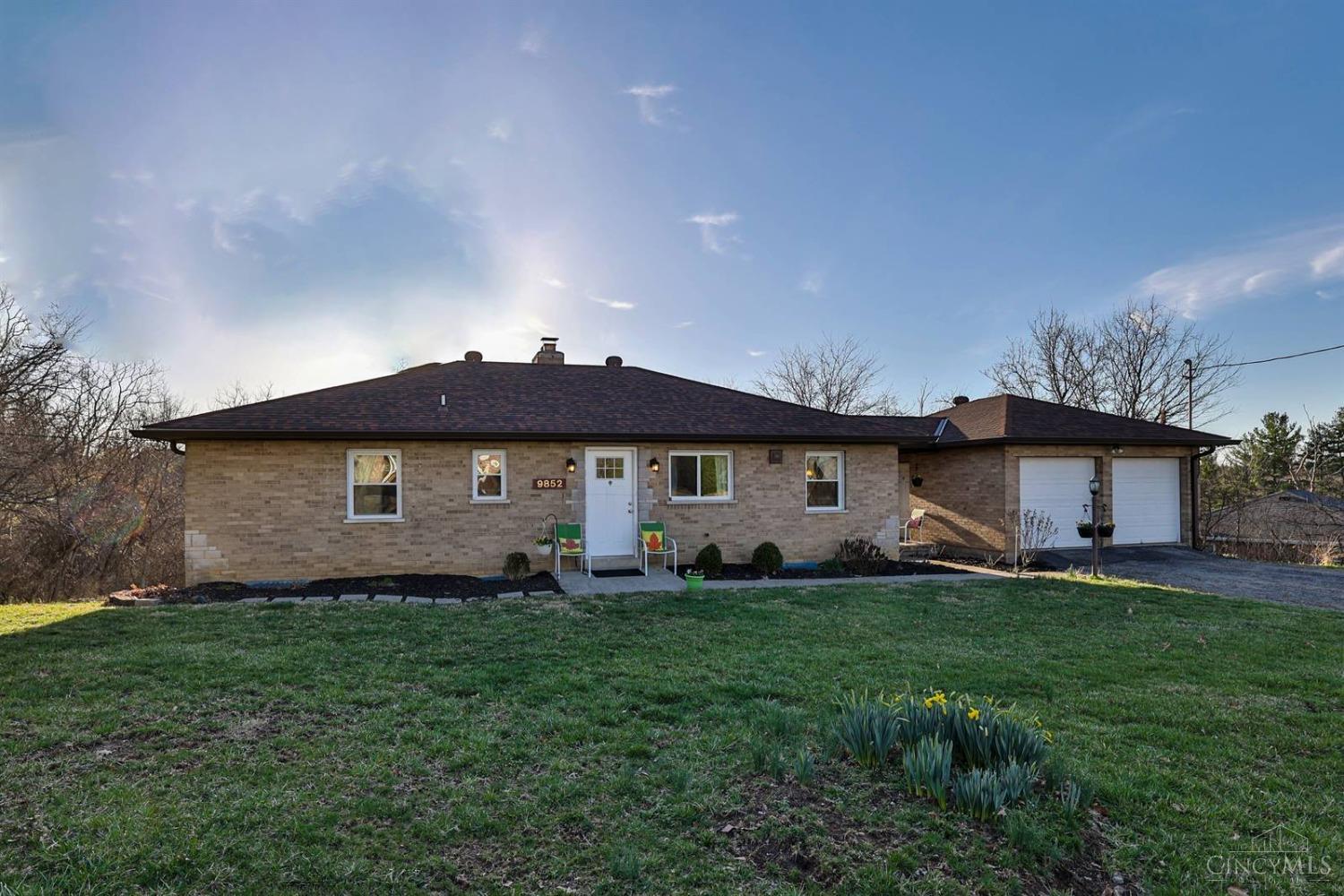 9852 Weik Road, Colerain Twp, Ohio image 2