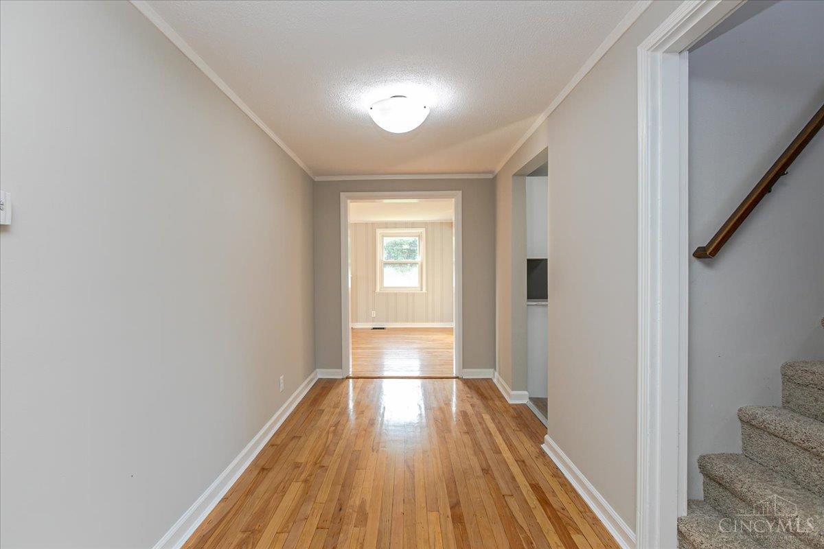 196 Carmen Avenue, Hamilton, Ohio image 10