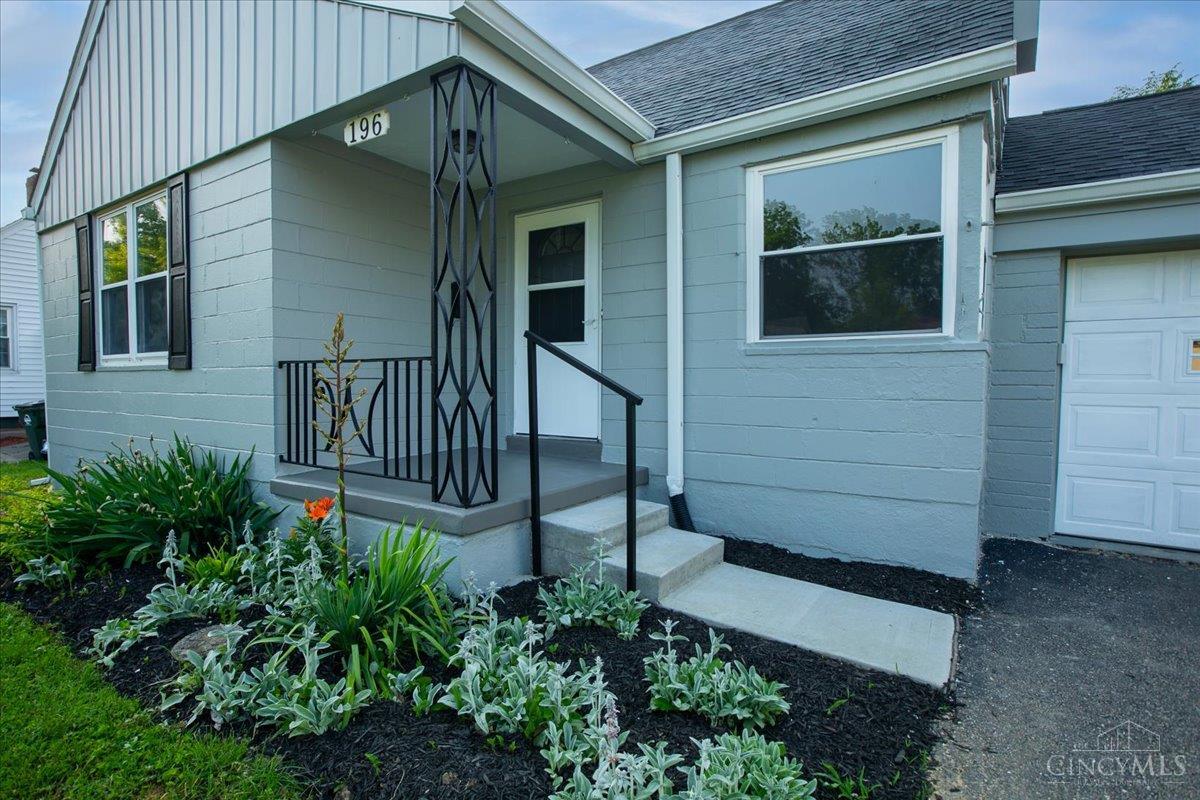 196 Carmen Avenue, Hamilton, Ohio image 3