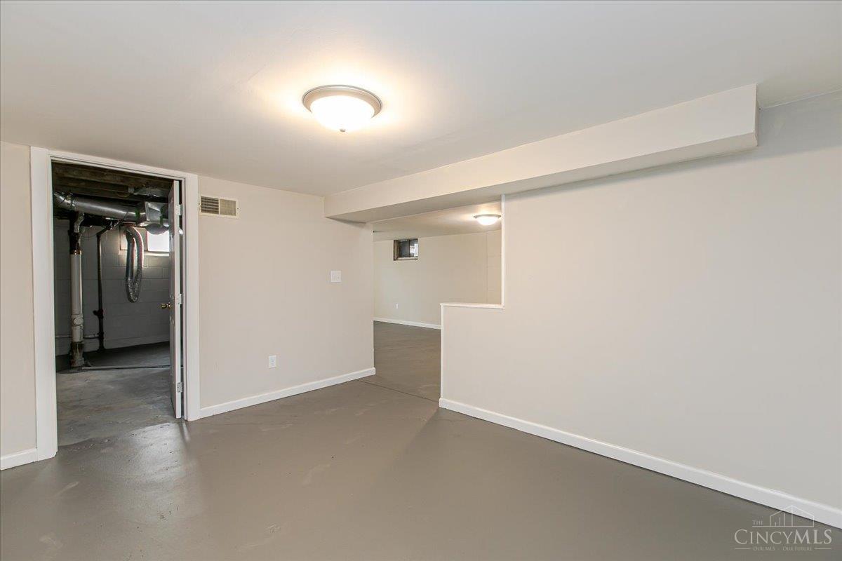 196 Carmen Avenue, Hamilton, Ohio image 39