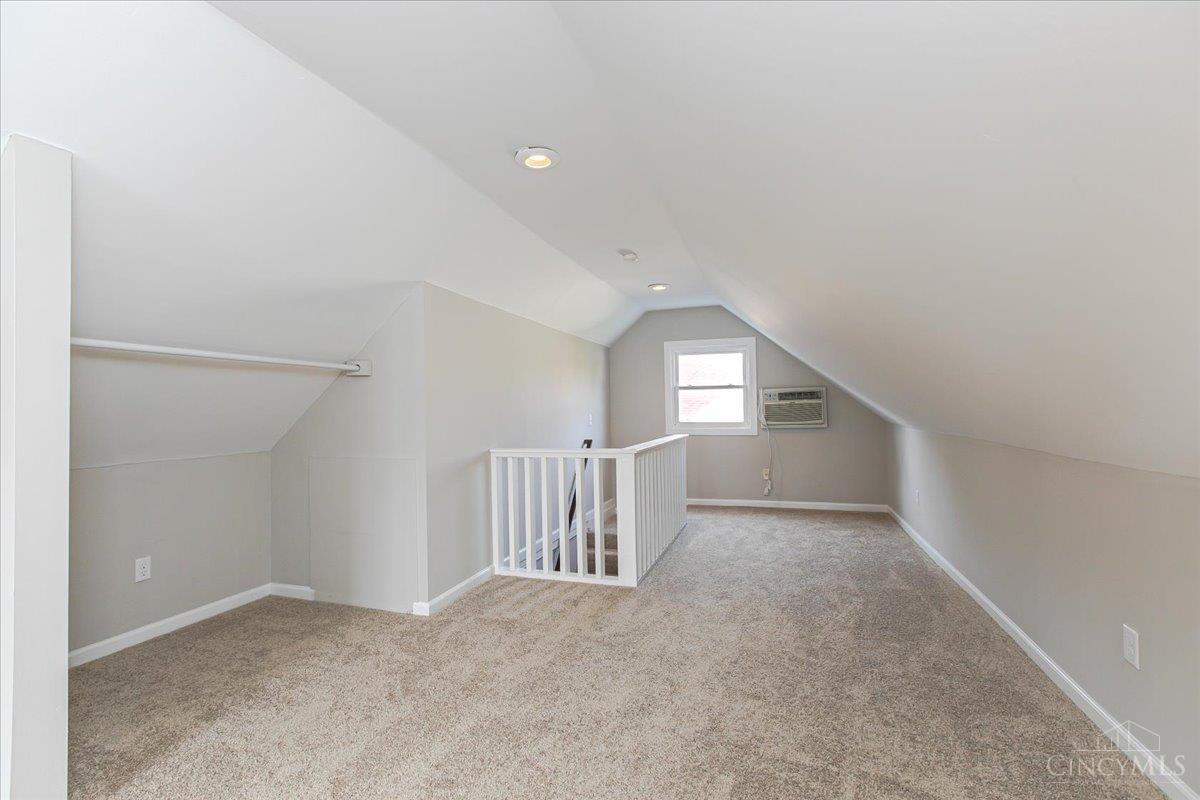 196 Carmen Avenue, Hamilton, Ohio image 32
