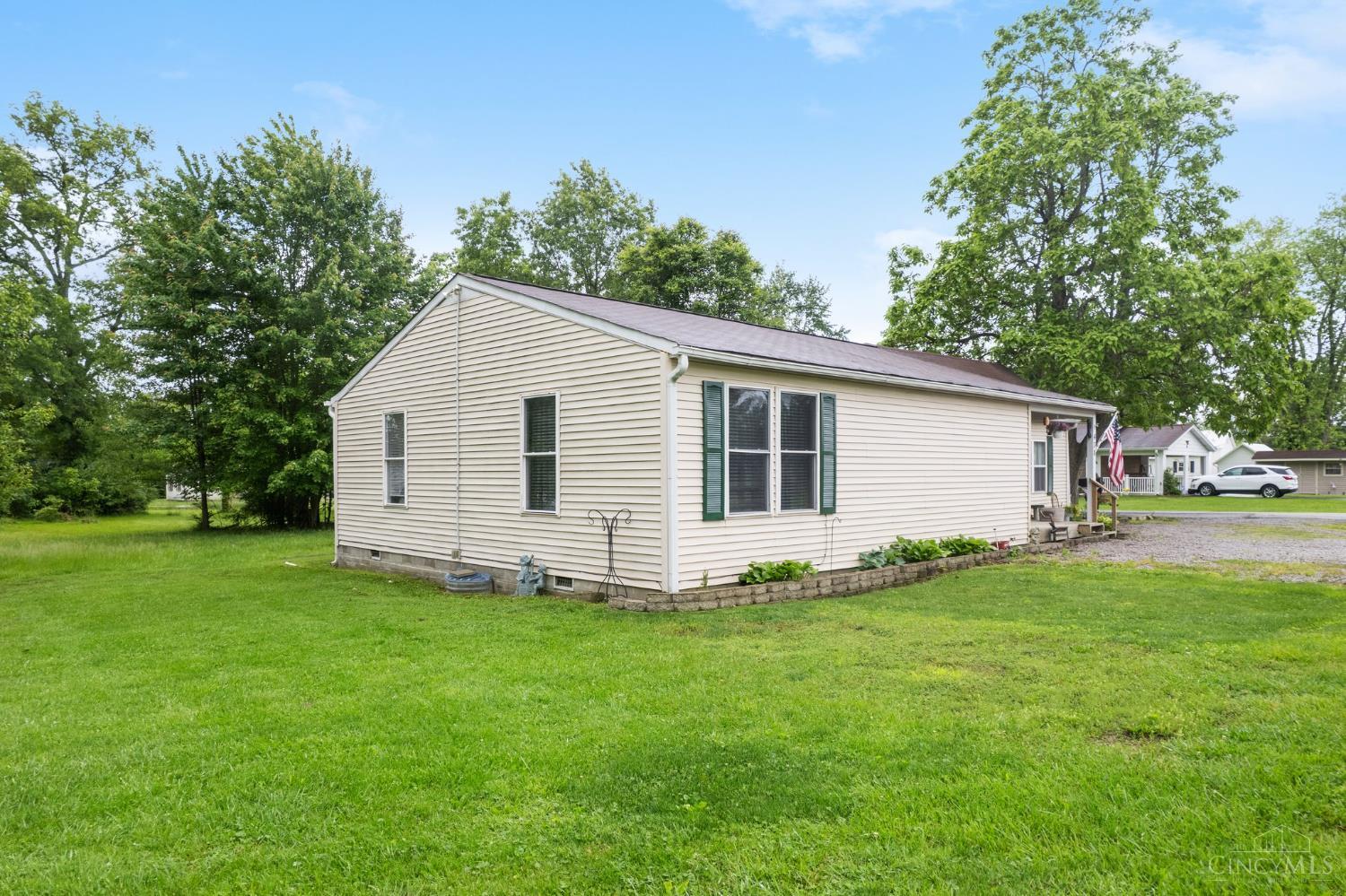 438 S East Street, Bethel, Ohio image 3