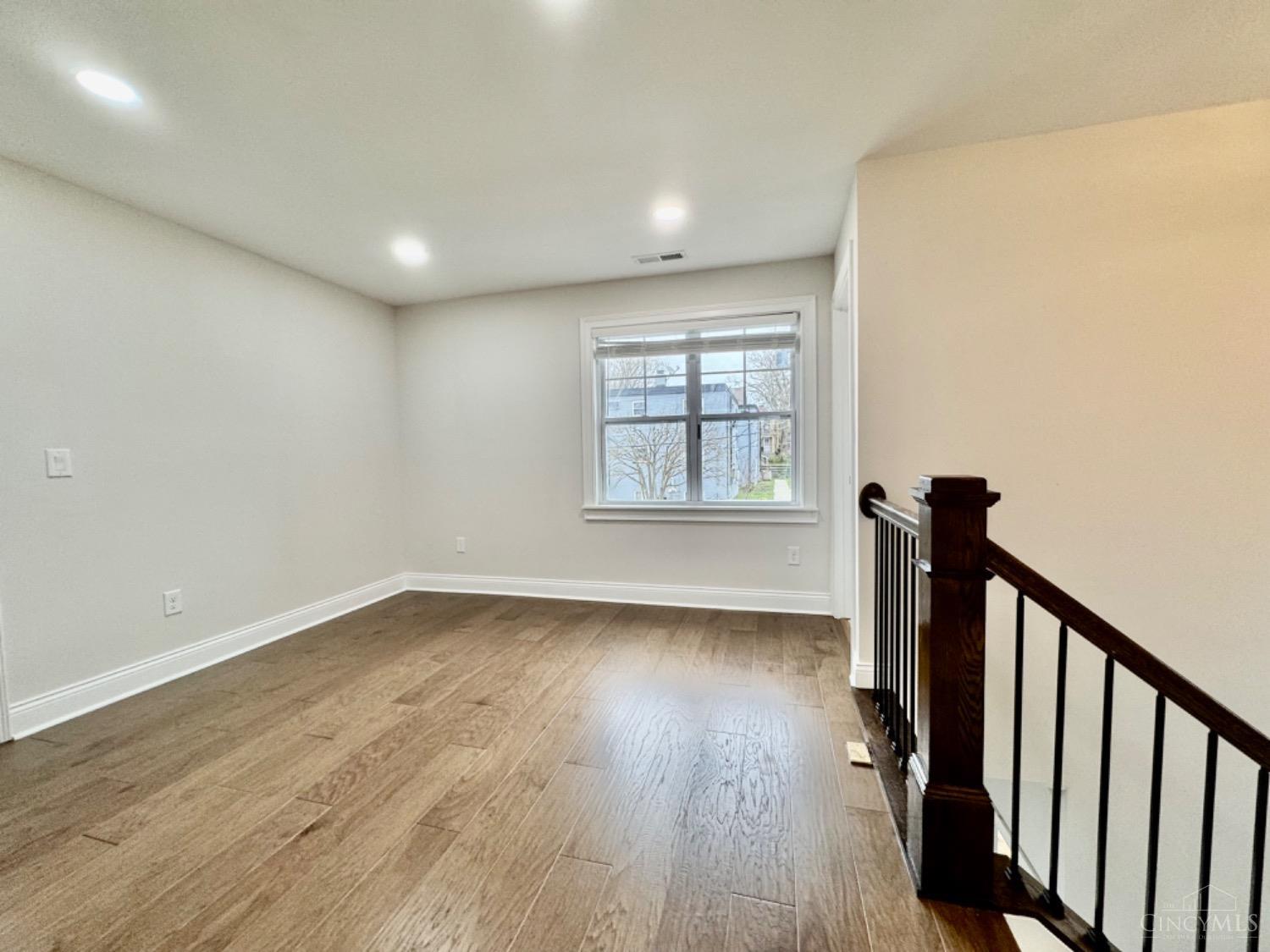 5721 Montgomery Road, Cincinnati, Ohio image 16