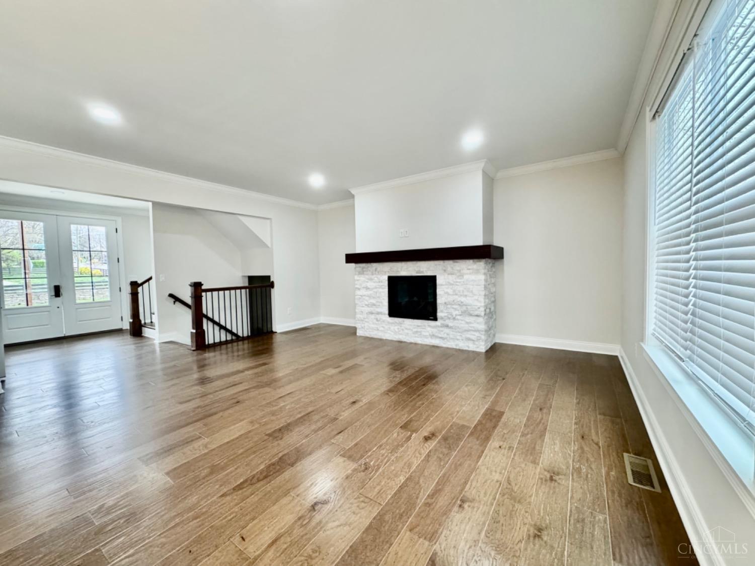 5721 Montgomery Road, Cincinnati, Ohio image 10