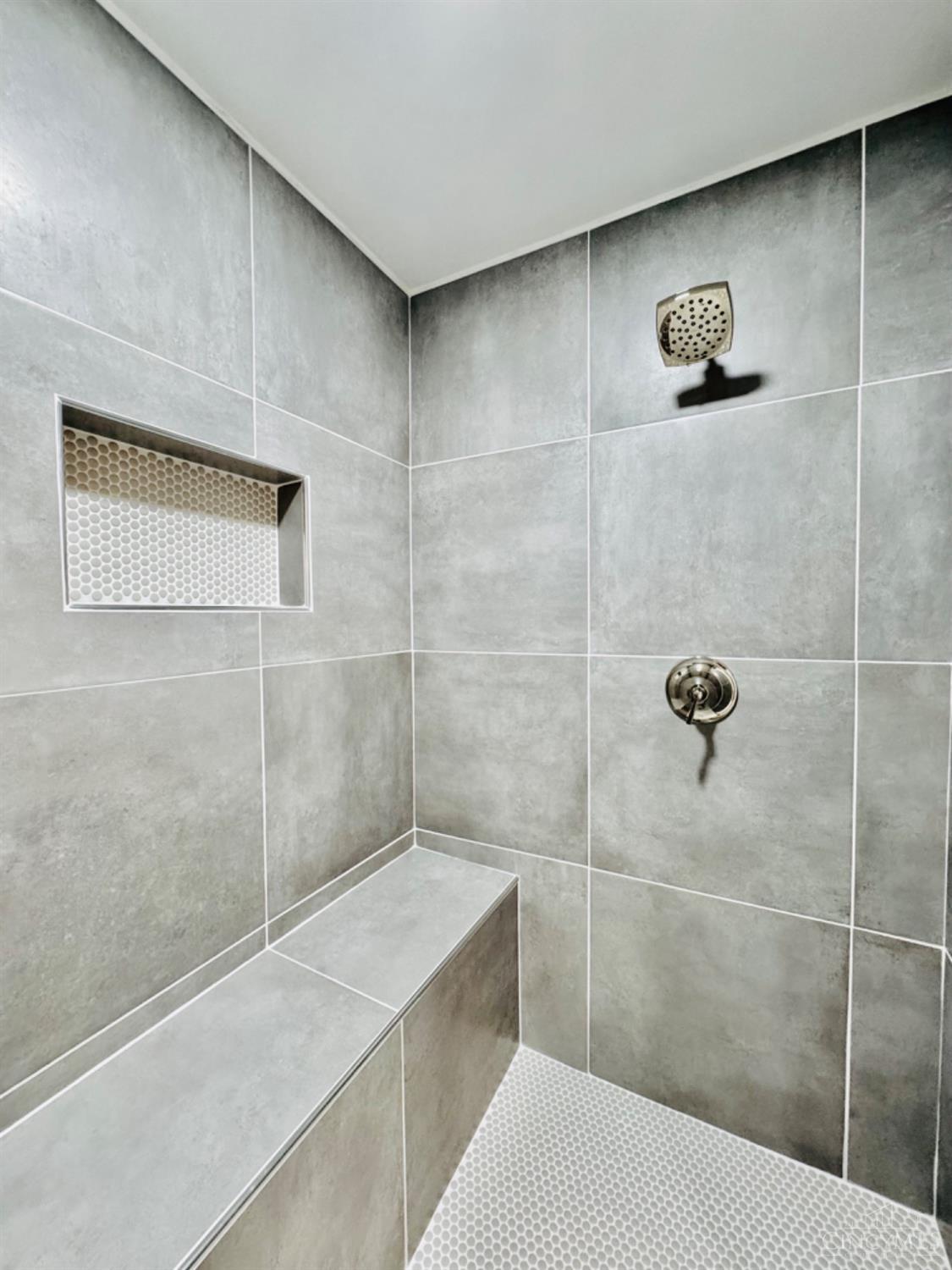 5721 Montgomery Road, Cincinnati, Ohio image 22