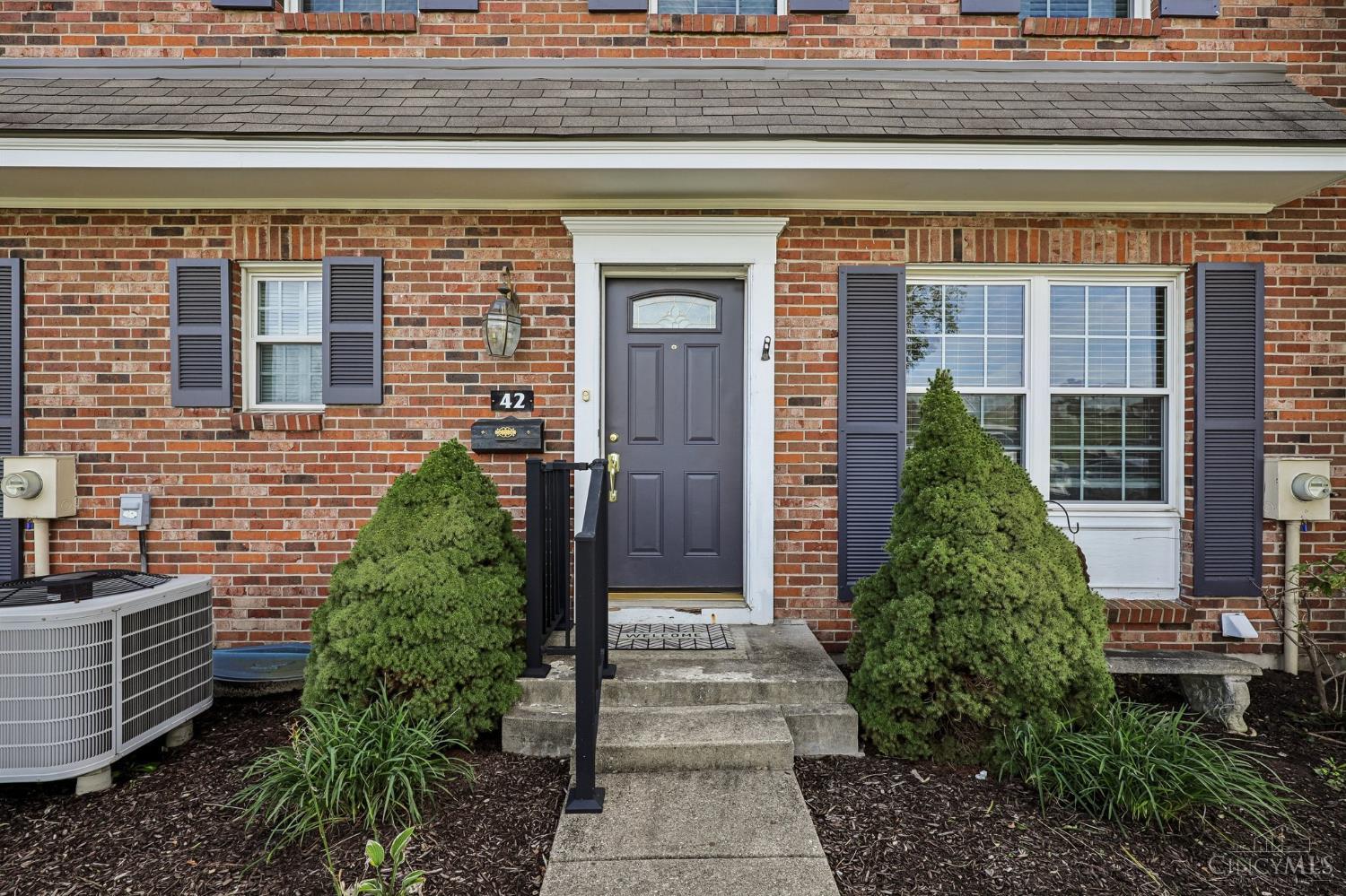 42 Applewood Drive