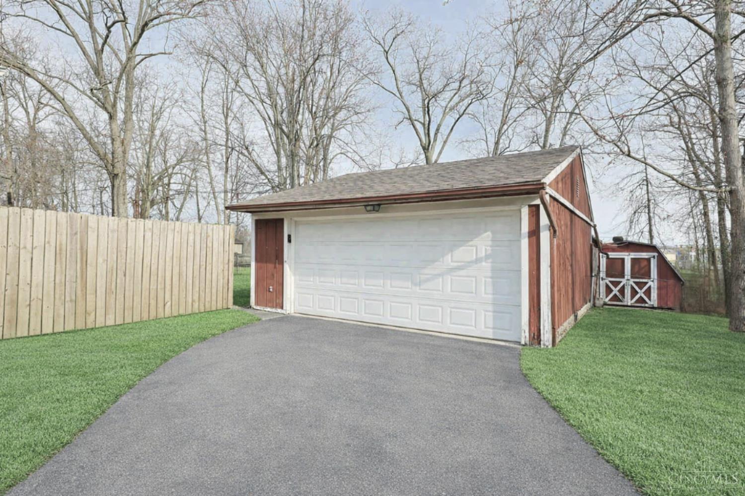 1206 Sycamore Lane