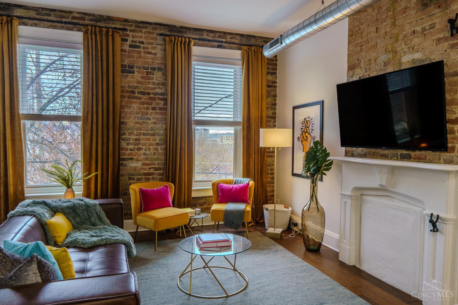306 Mulberry Street 2