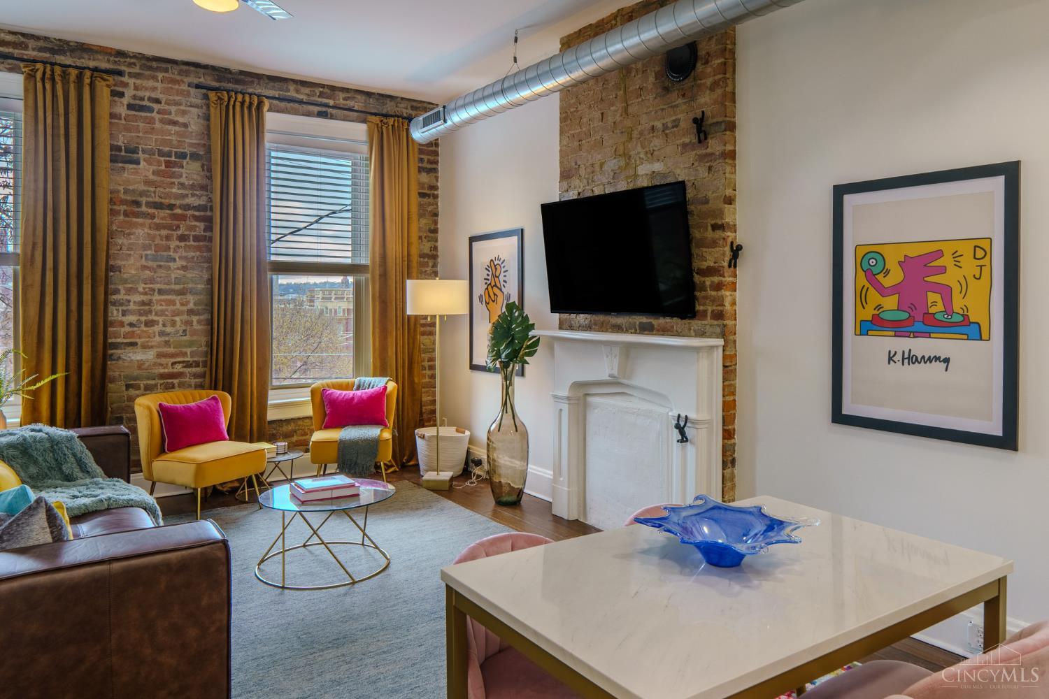306 Mulberry Street 2