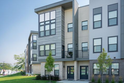 Condo For Sale - 3500 Madison Park Avenue #B<br/> Cincinnati, OH 45209