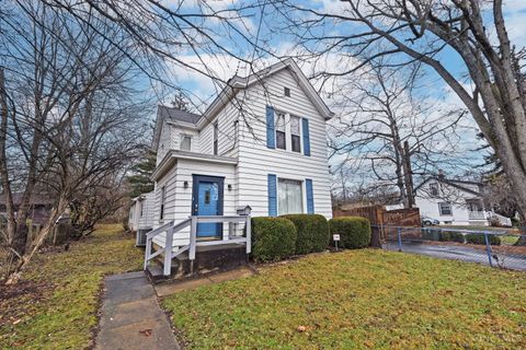 Homes For Sale - 1741 Mears Avenue<br/> Hamilton County, Cincinnati, OH 45230