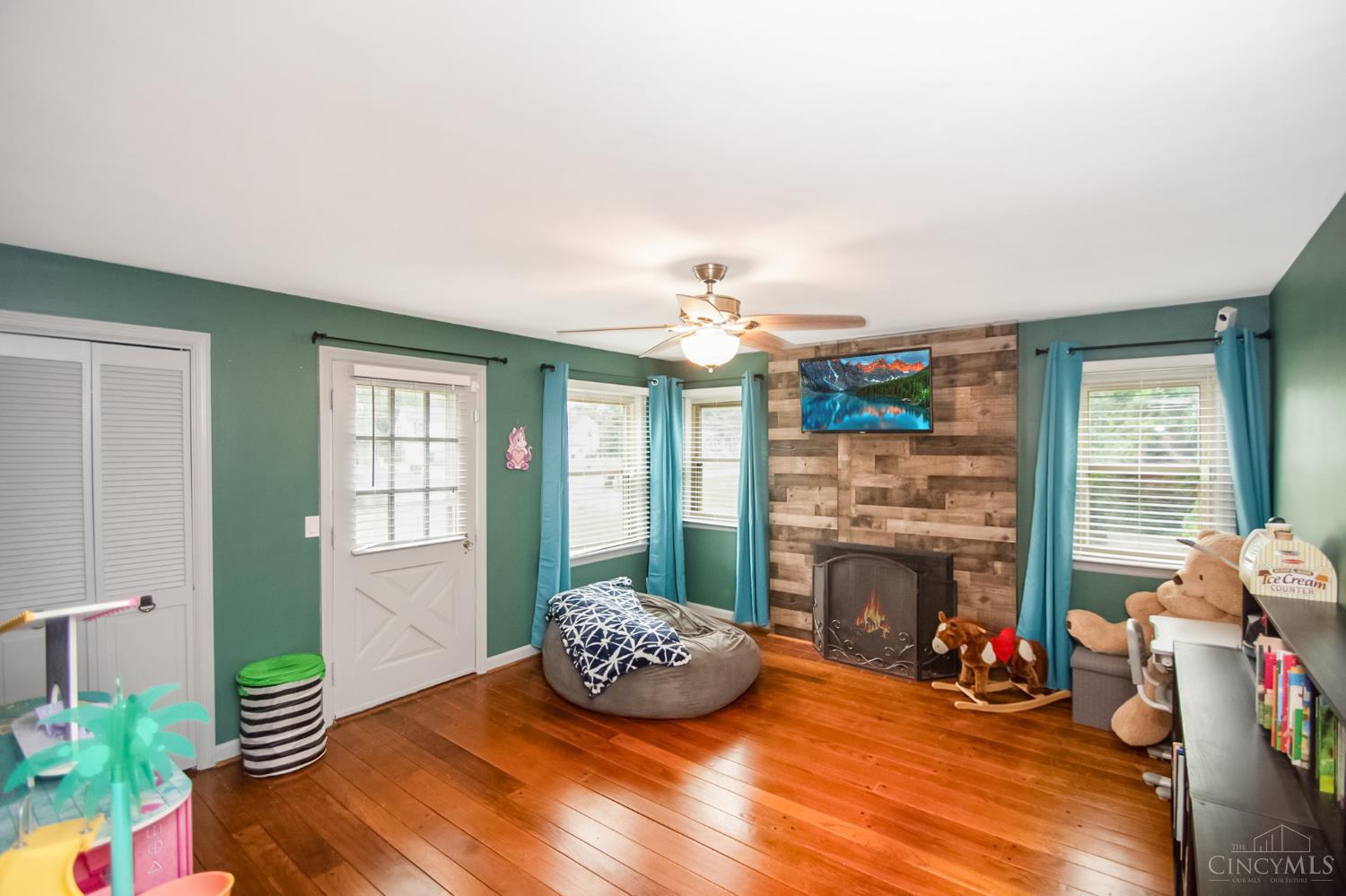 1435 St Rt 131