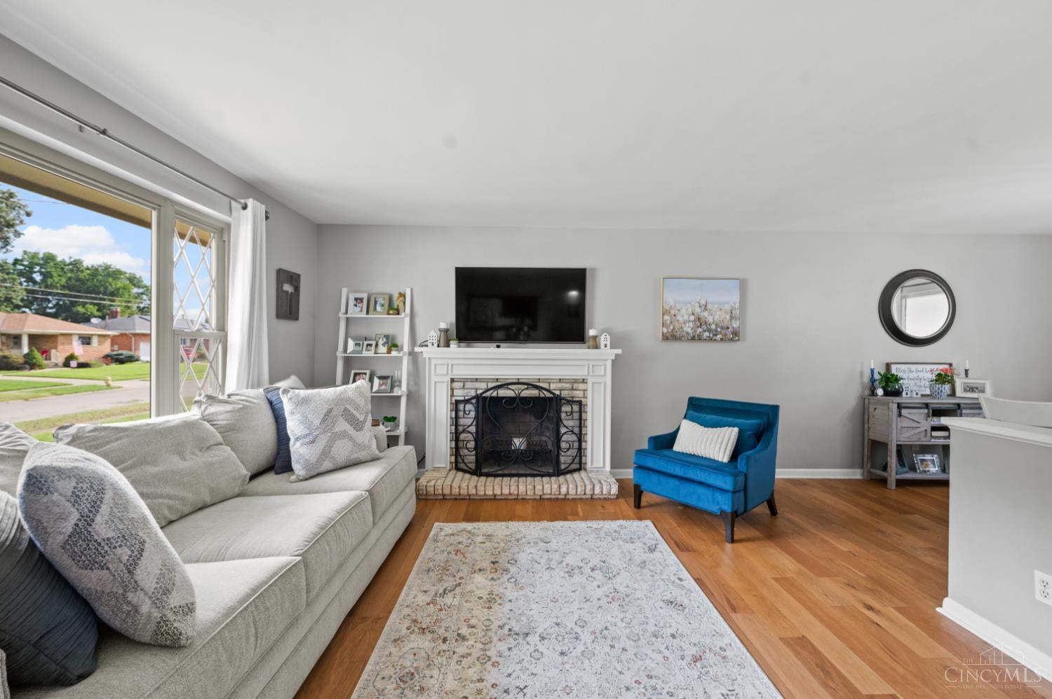 3389 Rocker Drive
