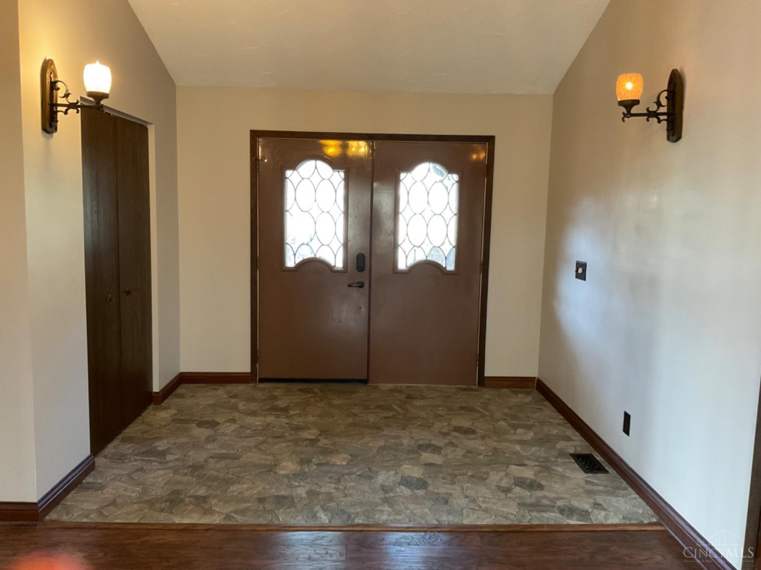 11231 Lincolnshire Drive