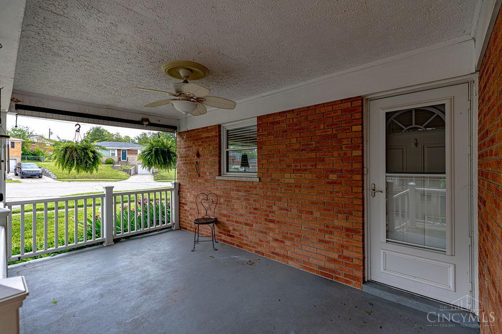 5714 Juliemarie Court