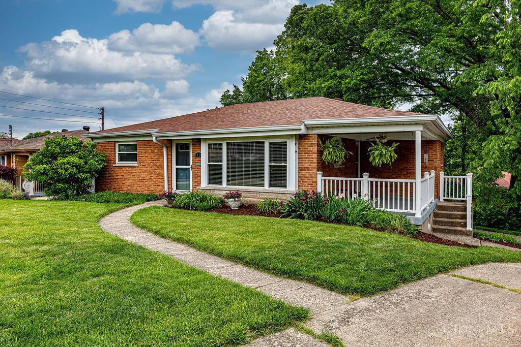 5714 Juliemarie Court