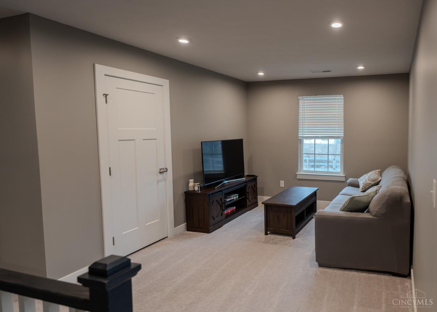 1180 Autumn Ridge Drive, Lebanon, Ohio image 11