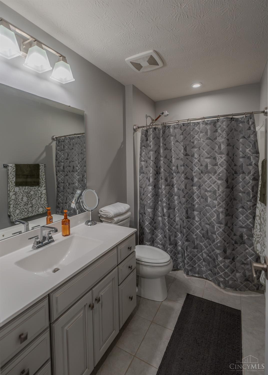 1180 Autumn Ridge Drive, Lebanon, Ohio image 20