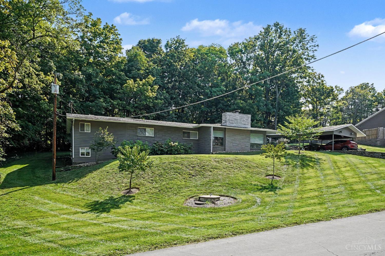 700 Eversole Road