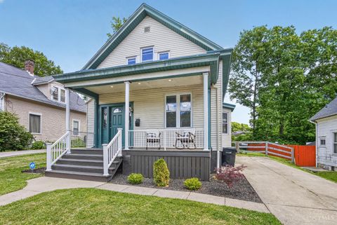 Photo of 2868 Dirheim Avenue, Cincinnati, OH 45211 (MLS # 1879922)