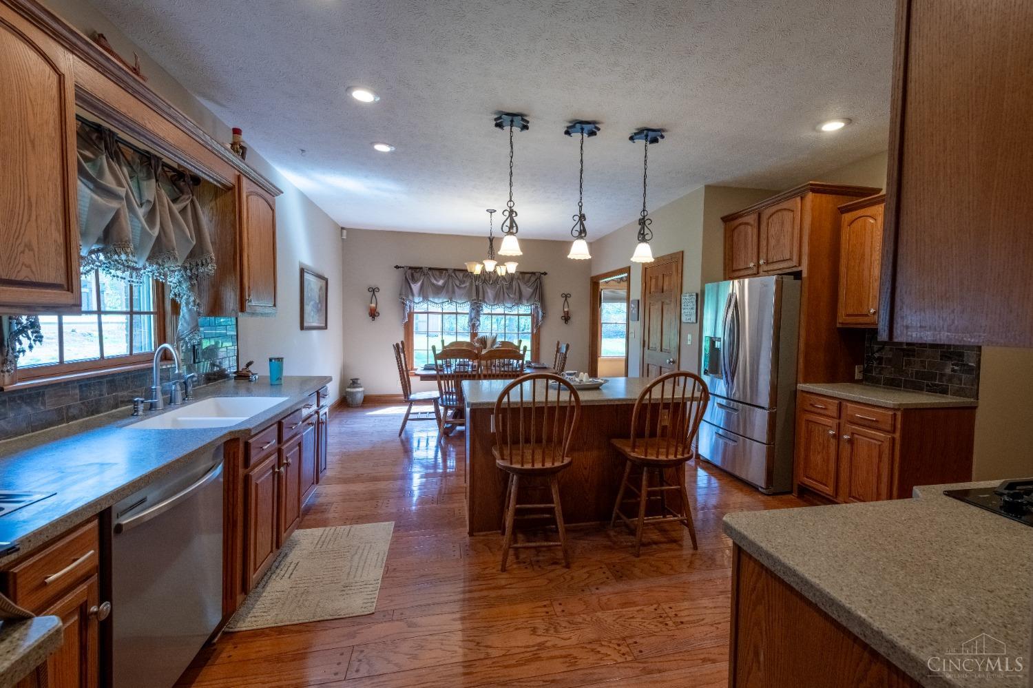 8802 Carly Court, Clearcreek Twp., Ohio image 12