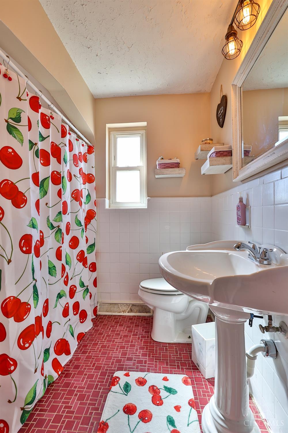 3463 Blue Rock Road, Colerain Twp, Ohio image 34