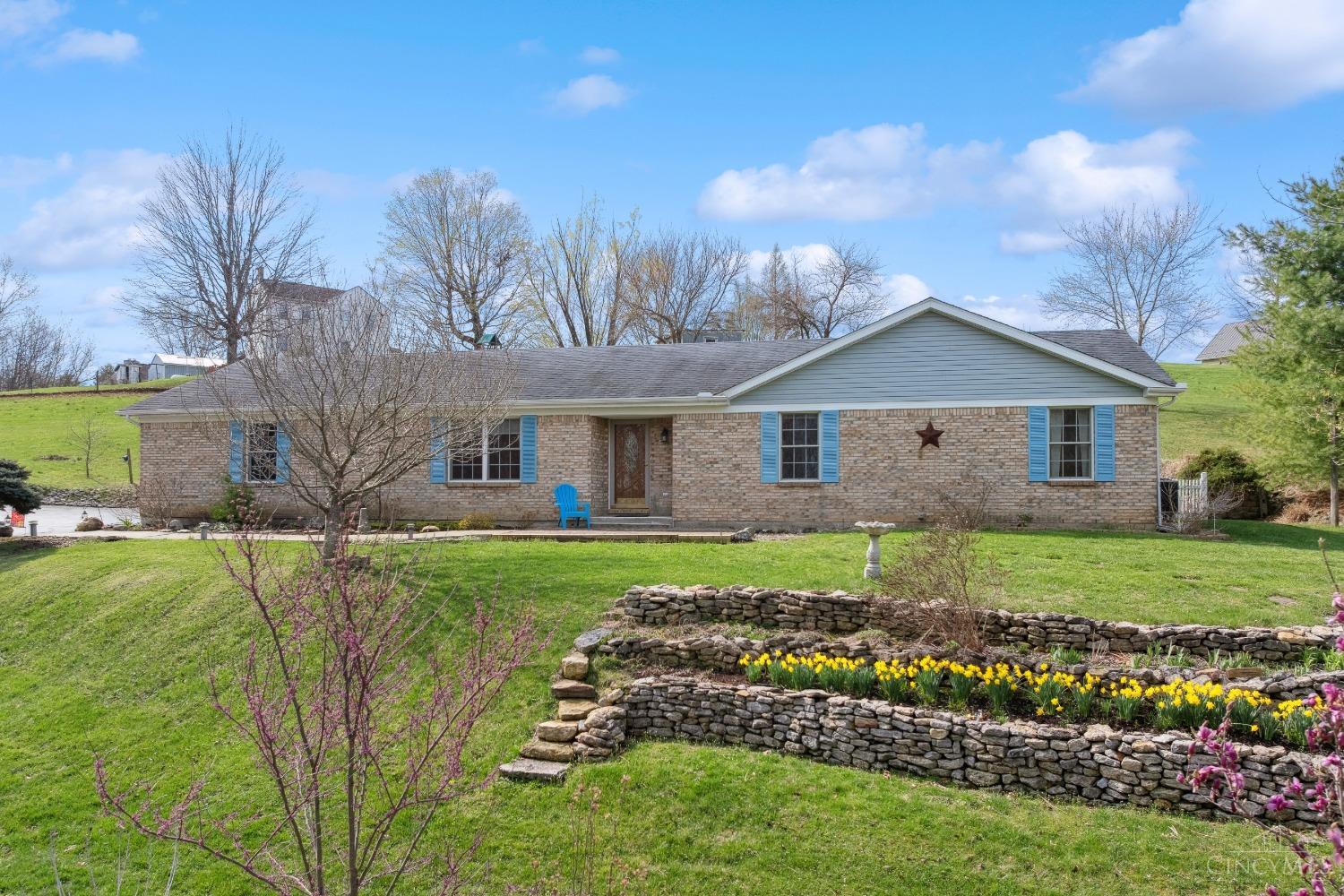 1697 S Clarksville Road, North Adams, Ohio image 1