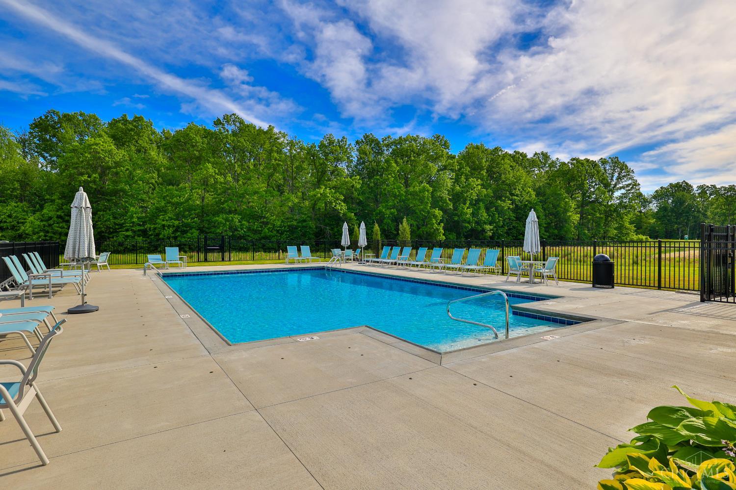 5871 Parkview Lane #202, Miami Twp, Ohio image 31