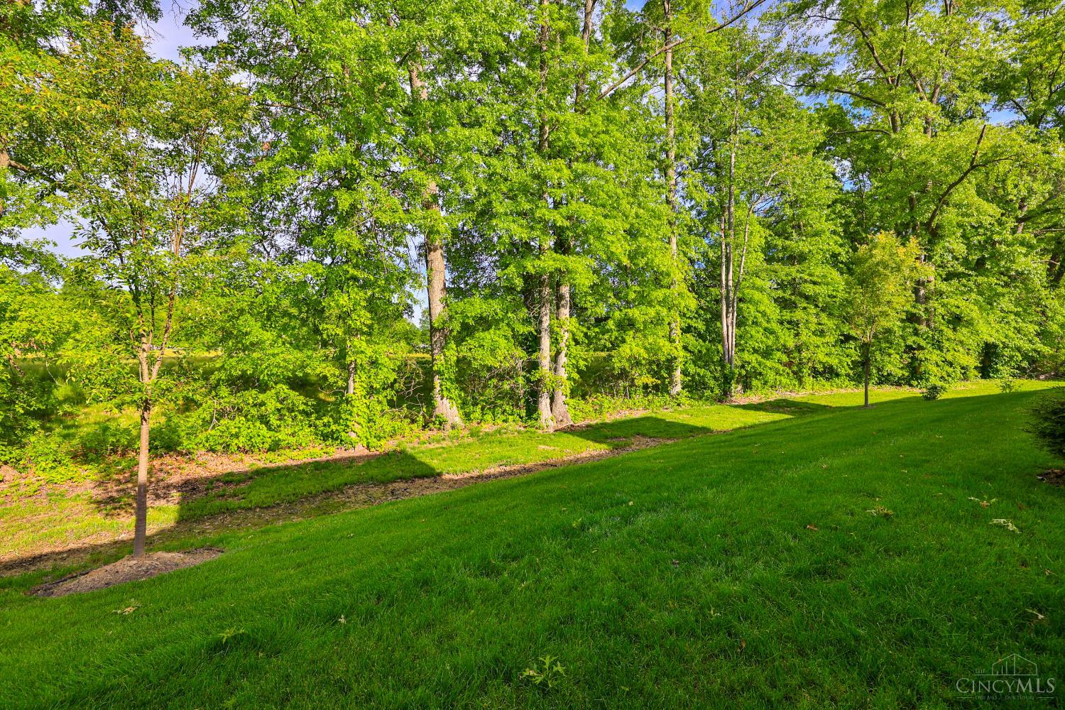 5871 Parkview Lane #202, Miami Twp, Ohio image 23