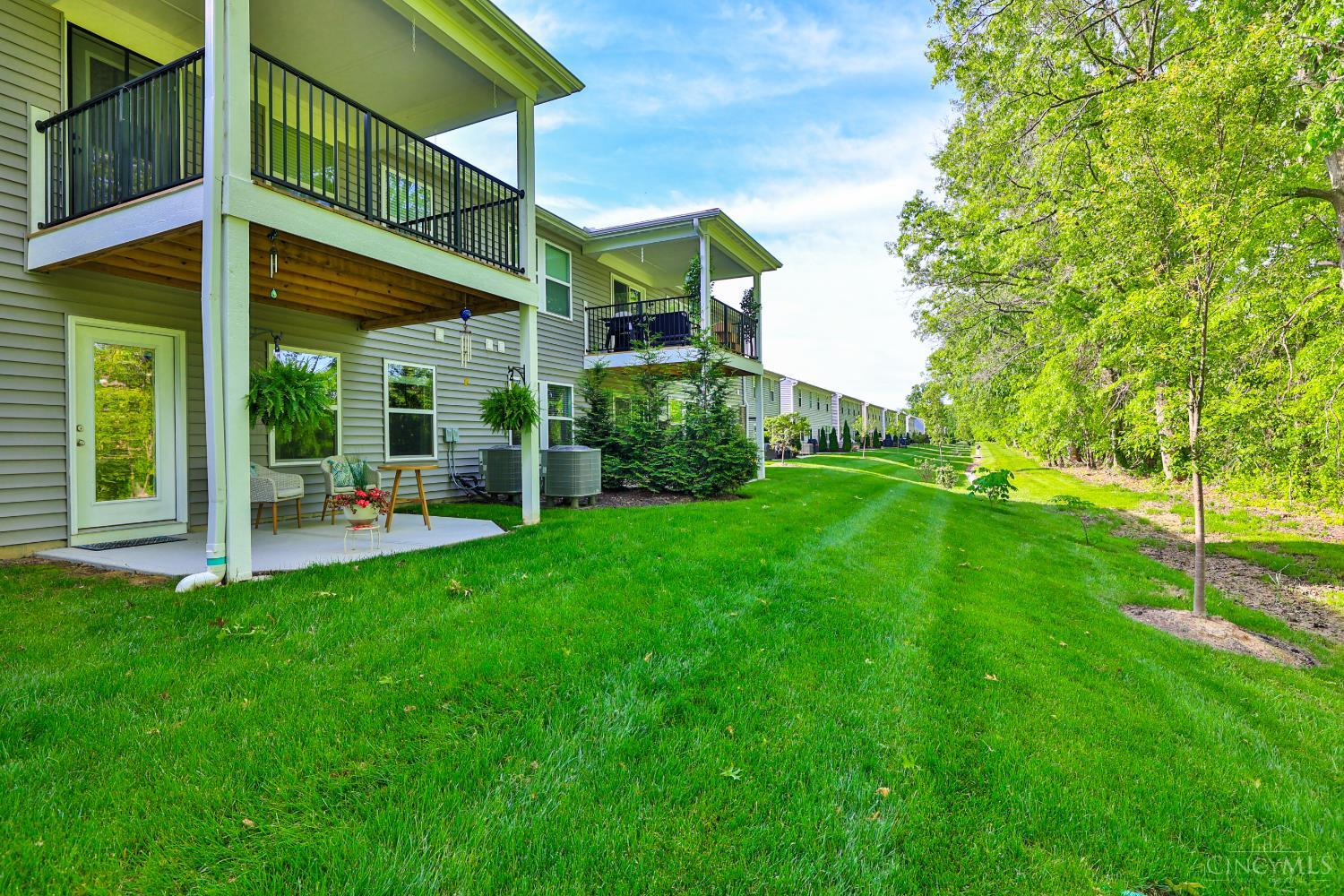 5871 Parkview Lane #202, Miami Twp, Ohio image 25