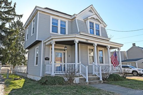 Photo of 215 Walnut Street, Elmwood Place, OH 45216 (MLS # 1869731)
