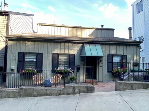 Photo of 1005 Hill Street #A, Cincinnati, OH 45202 (MLS # 1855029)