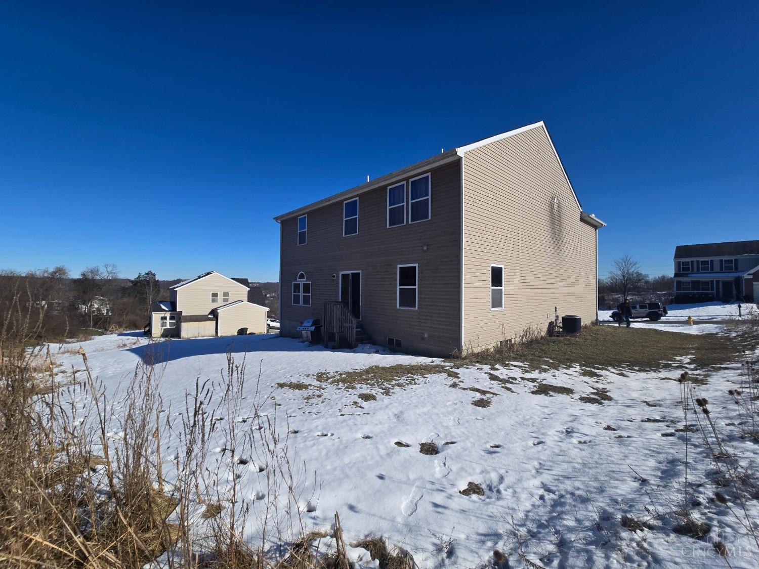 3257 Brunsman Way, Miami Twp, Ohio image 2