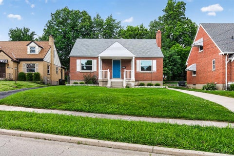 Homes For Sale - 5544 Raceview Avenue Ave<br/> Cincinnati, OH 45248