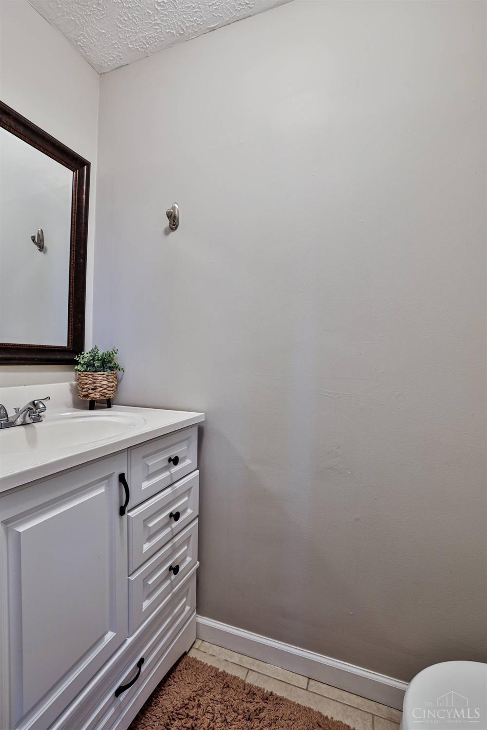 8143 Barret Road, West Chester, Ohio image 27
