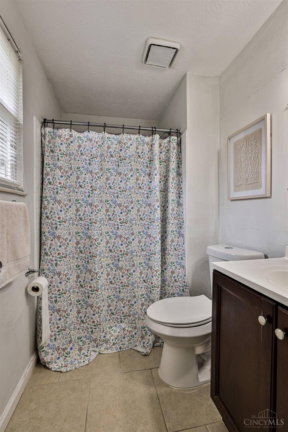 8143 Barret Road, West Chester, Ohio image 20