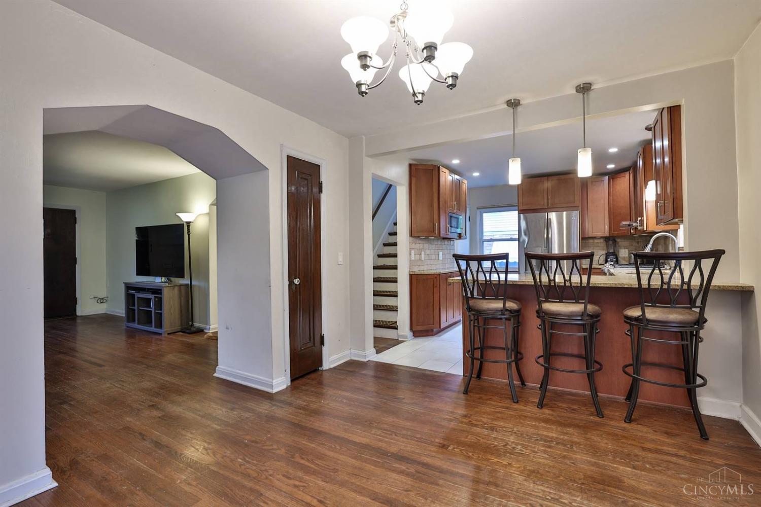 1615 Alcor Terrace, Cincinnati, Ohio image 8