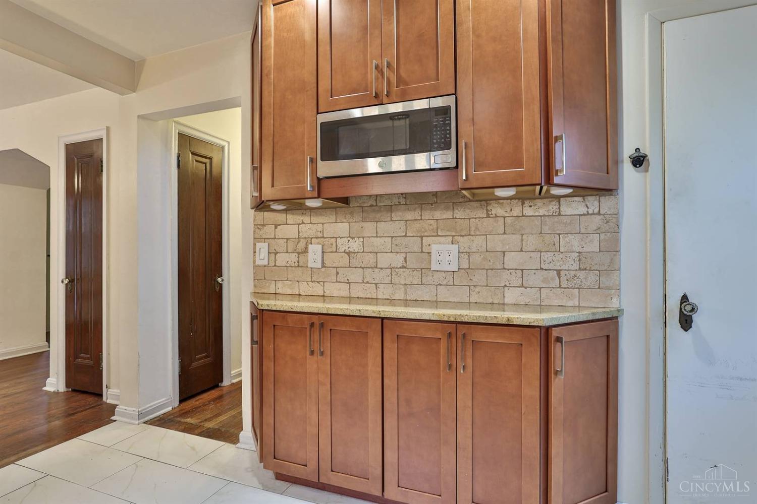1615 Alcor Terrace, Cincinnati, Ohio image 11