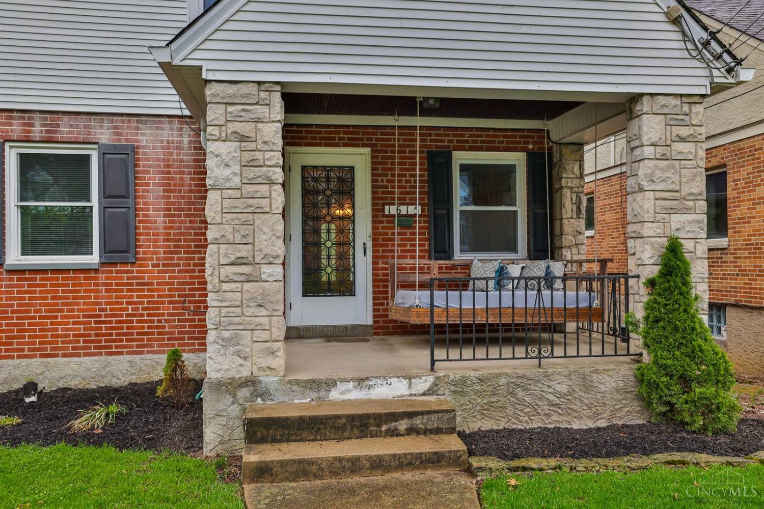 1615 Alcor Terrace, Cincinnati, Ohio image 2