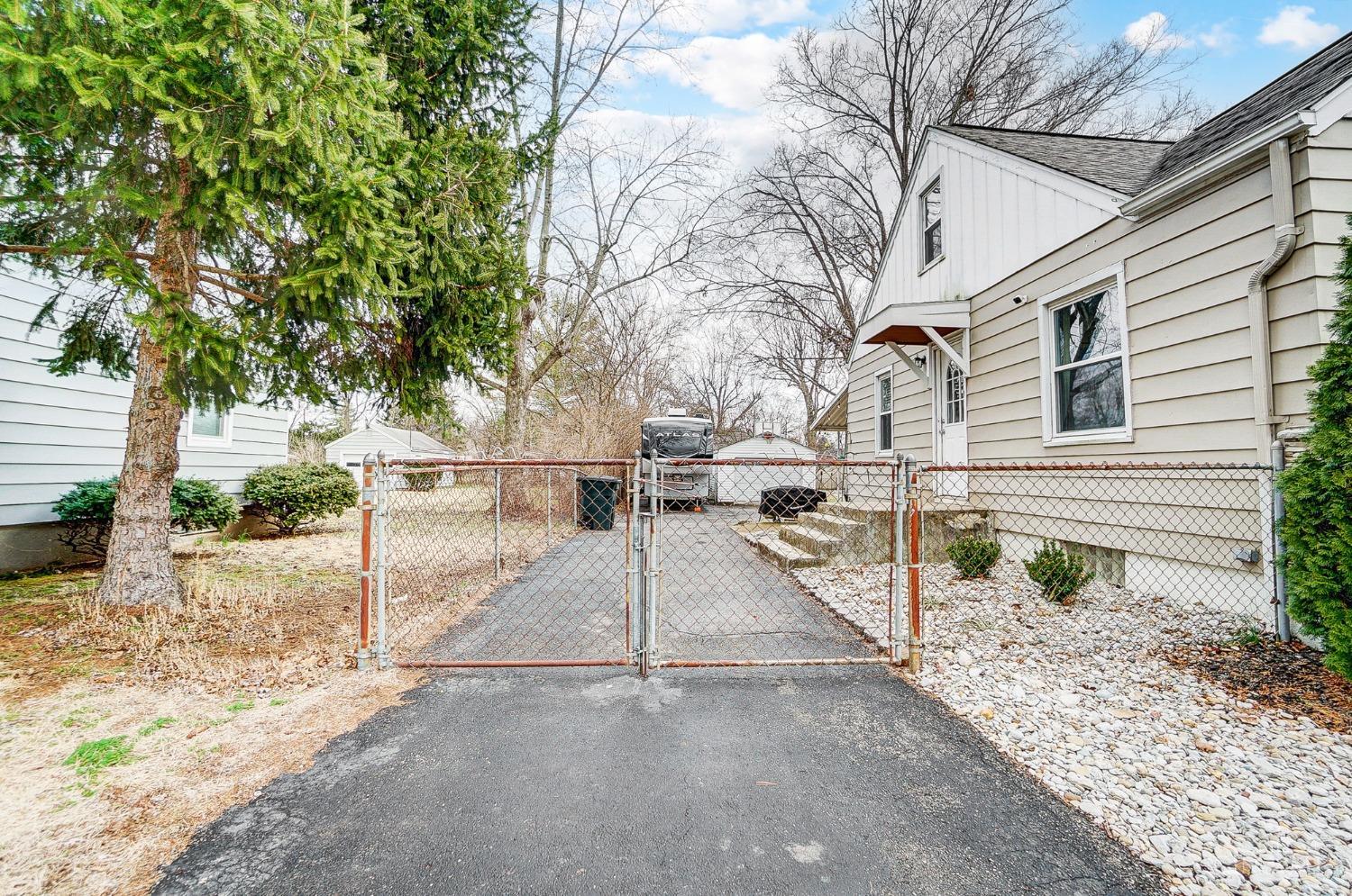 4708 Fairfield Avenue, Fairfield, Ohio image 38