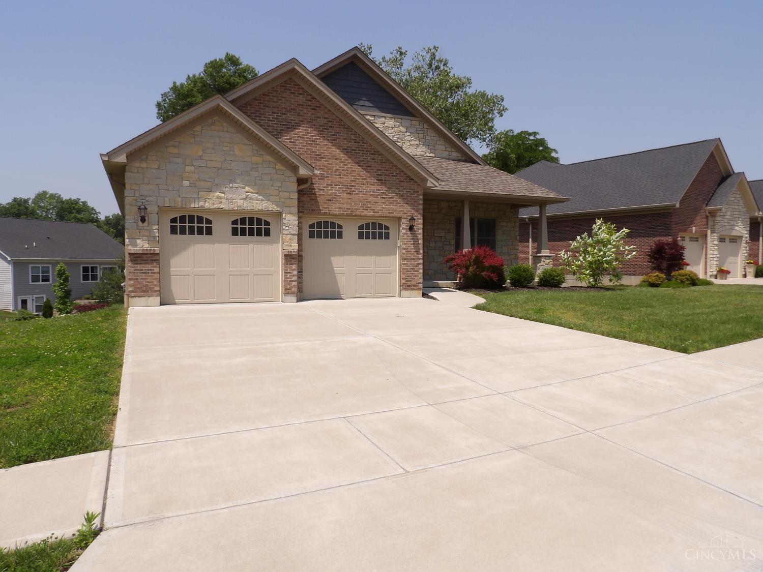 6725 Daniels Walk, Cincinnati, Ohio image 2
