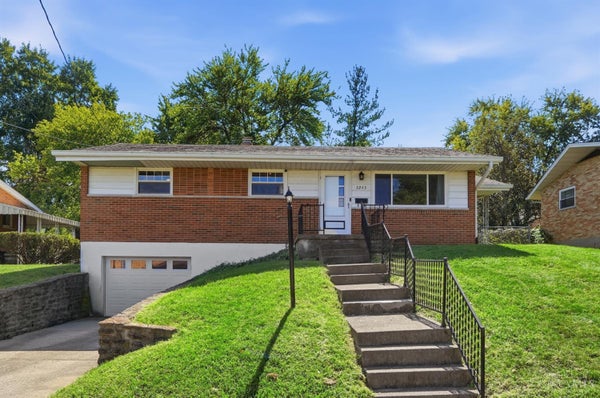 3243 BLUEACRES DR, CINCINNATI, OH 45239 - Image e578db6a728e2f0976318bc8a41c7c3b/295207015