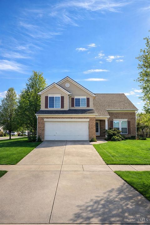 Photo of 8724 Galecrest Drive, Maineville, OH 45039 (MLS # 1874879)
