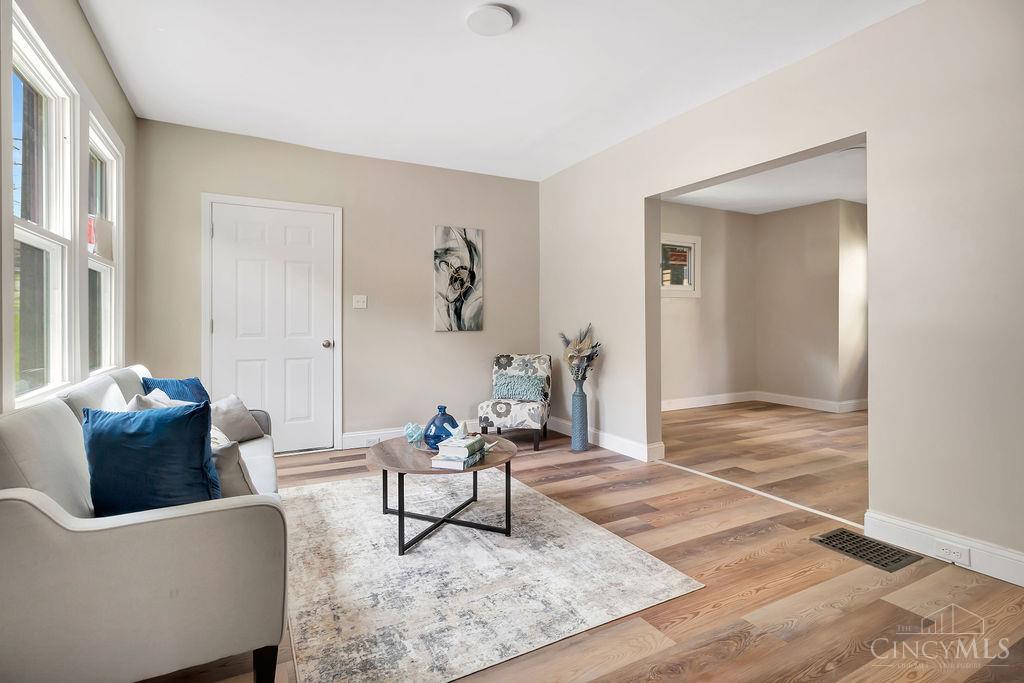 336 Dorchester Avenue, Cincinnati, Ohio image 8