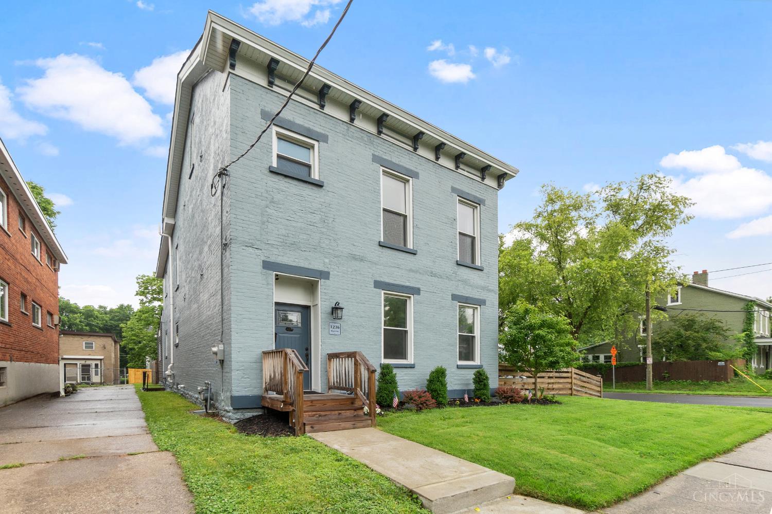 1236 Regent Ave