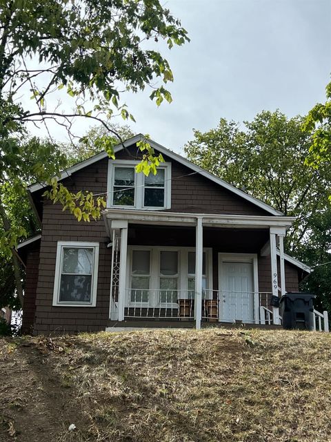 Homes For Sale - 969 Mansion Avenue<br/> Cincinnati, OH 45205
