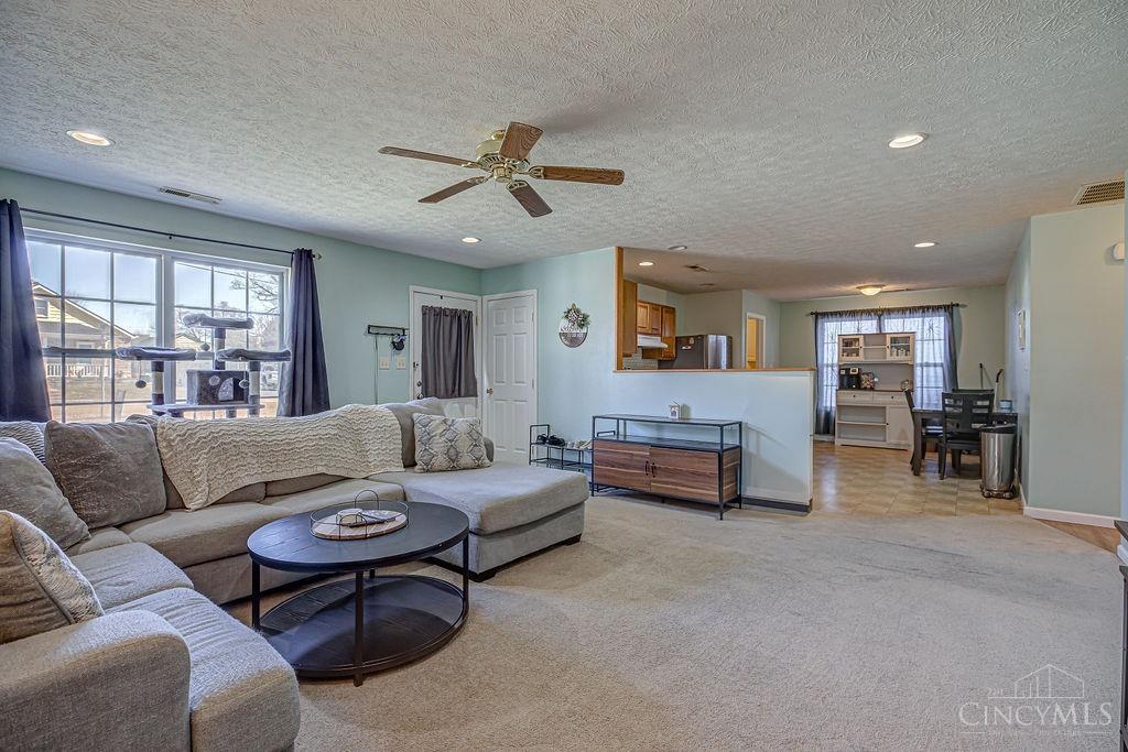 837 S Central Avenue, Fairborn, Ohio image 5