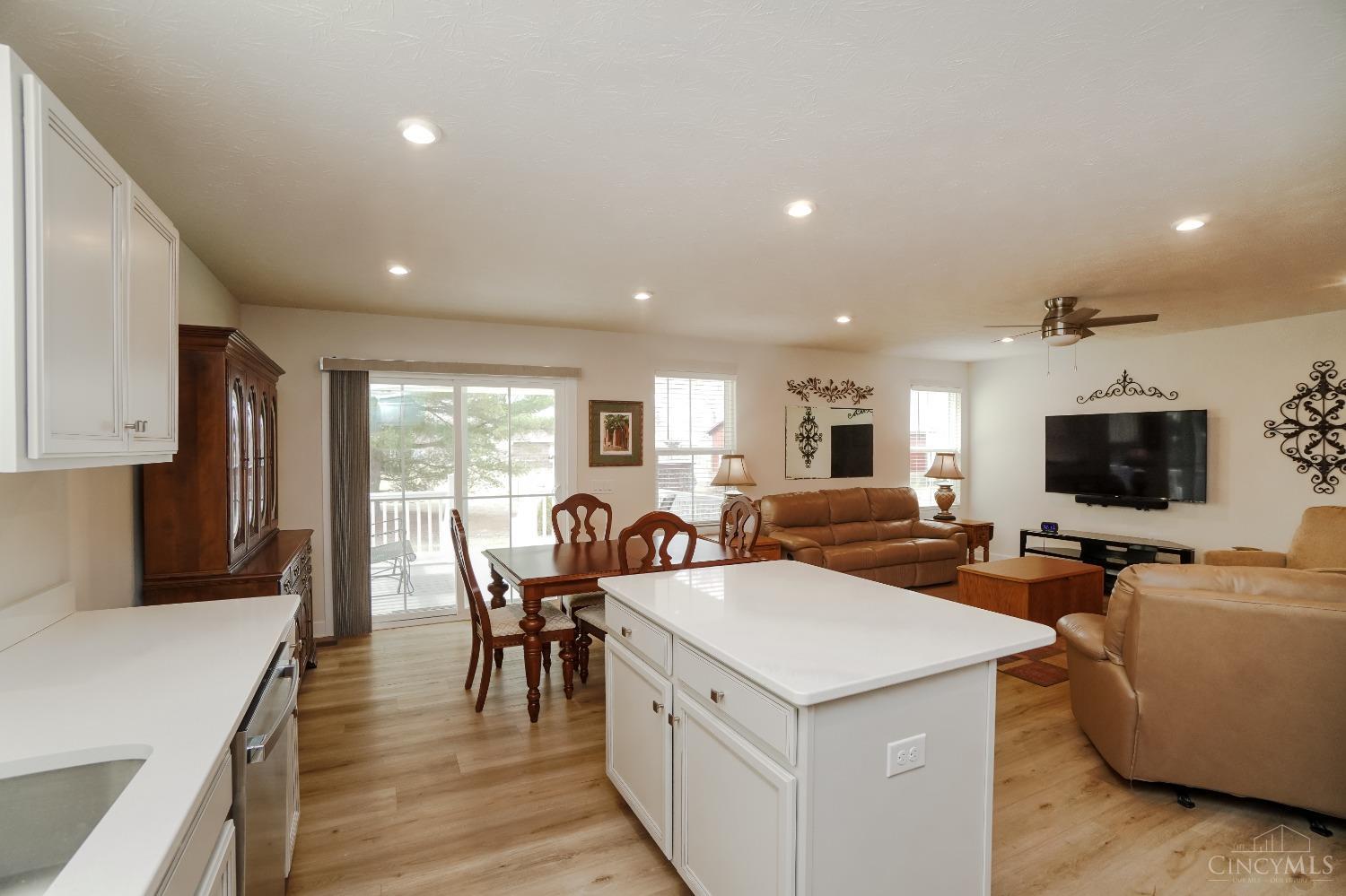 1277 Cavanaugh Lane, Harrison, Ohio image 17