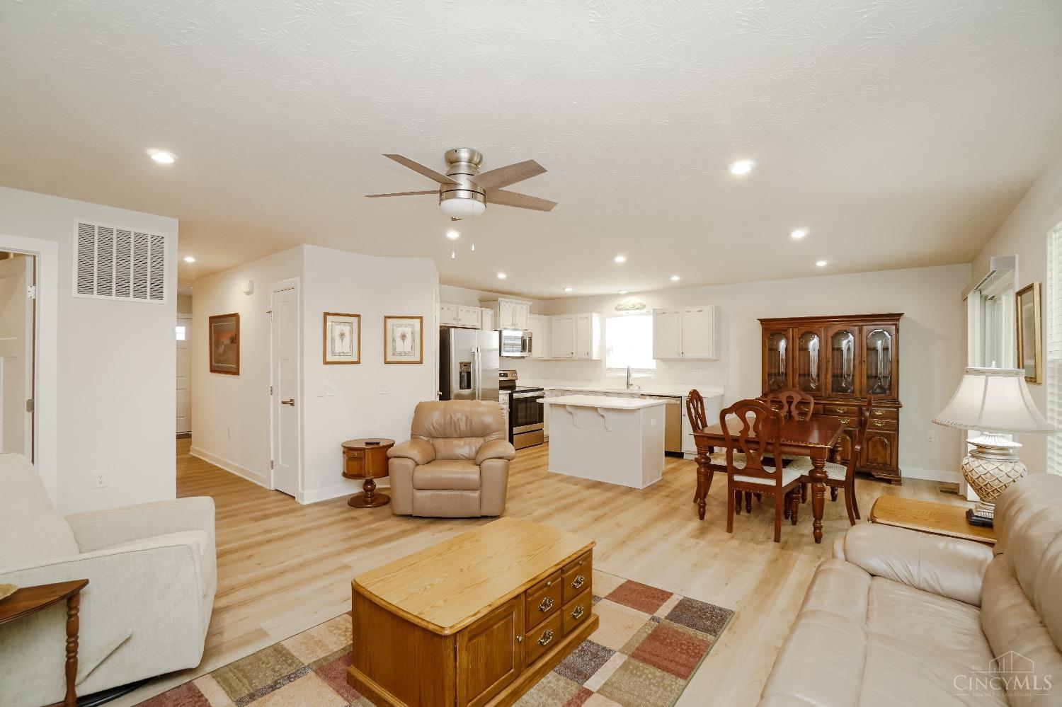 1277 Cavanaugh Lane, Harrison, Ohio image 12