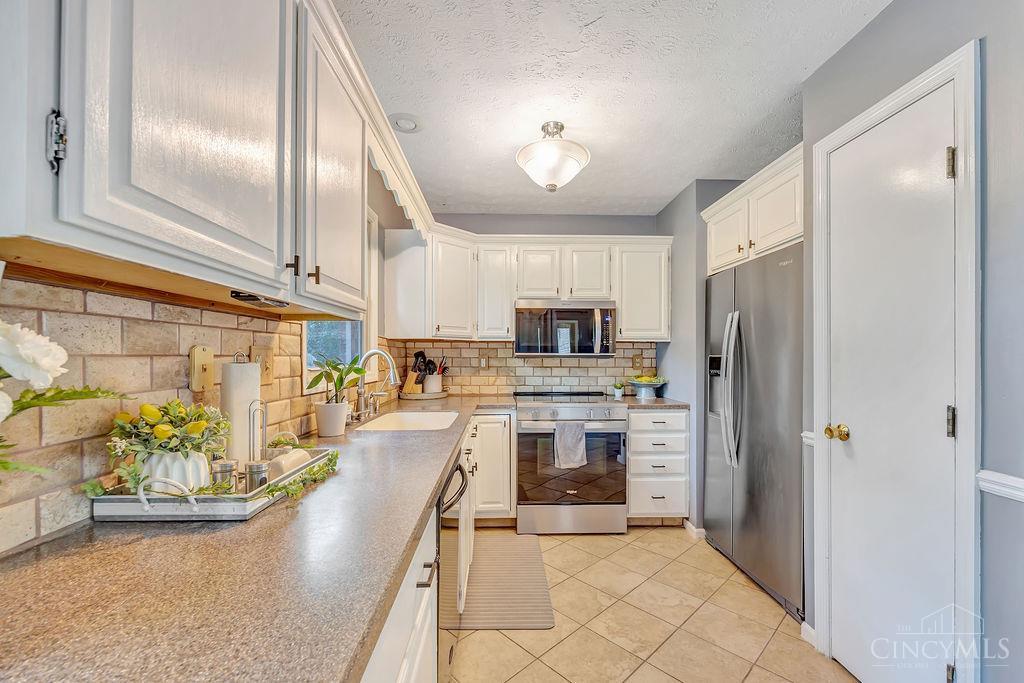 150 Lemonwood Court, Springboro, Ohio image 6
